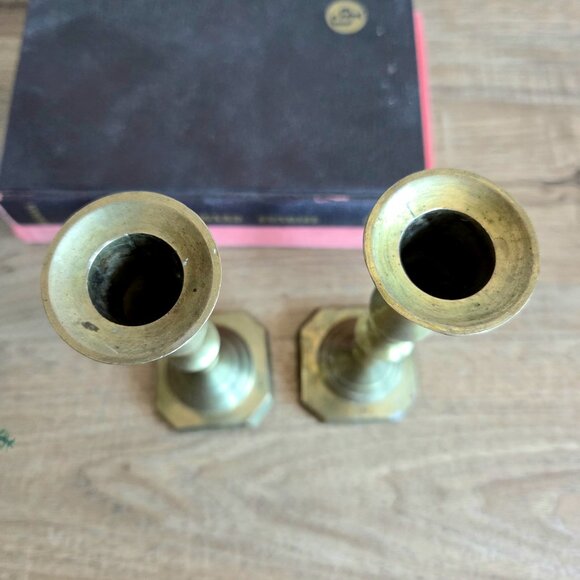 Set of 2 vintage brass candleholders/candlesticks. - Picture 3 of 4